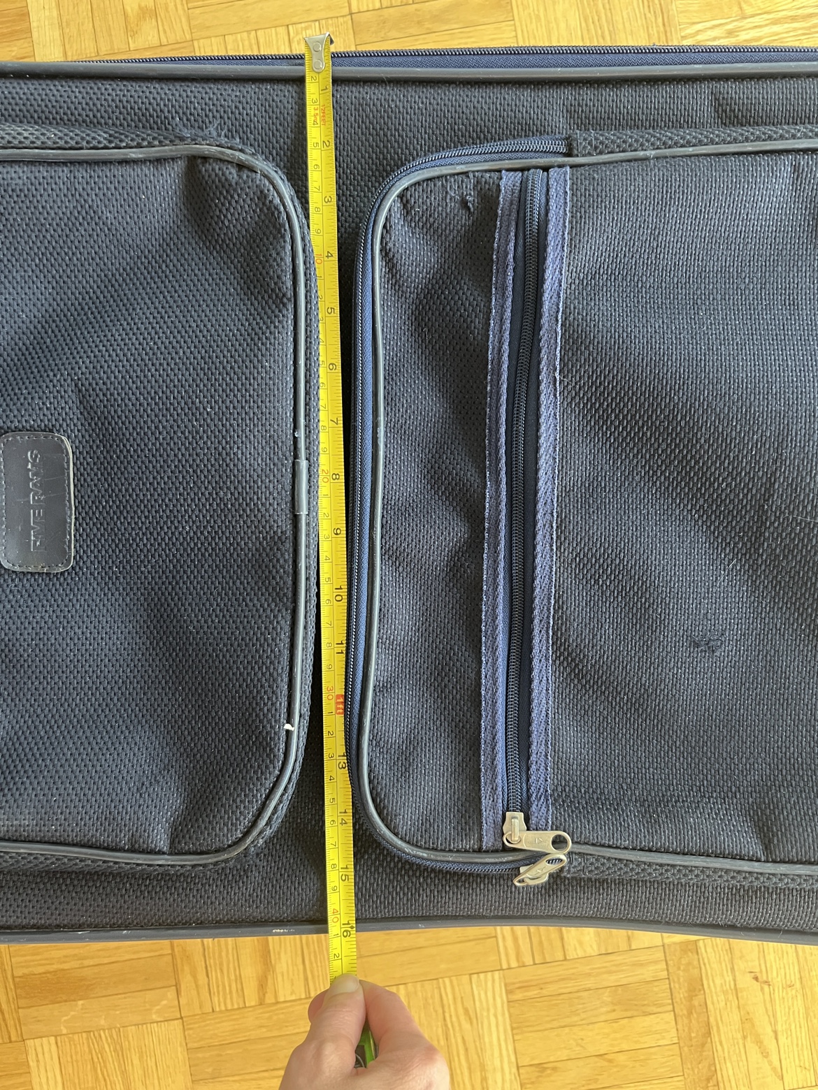 Suitcase - Navy Blue image indicator(10)