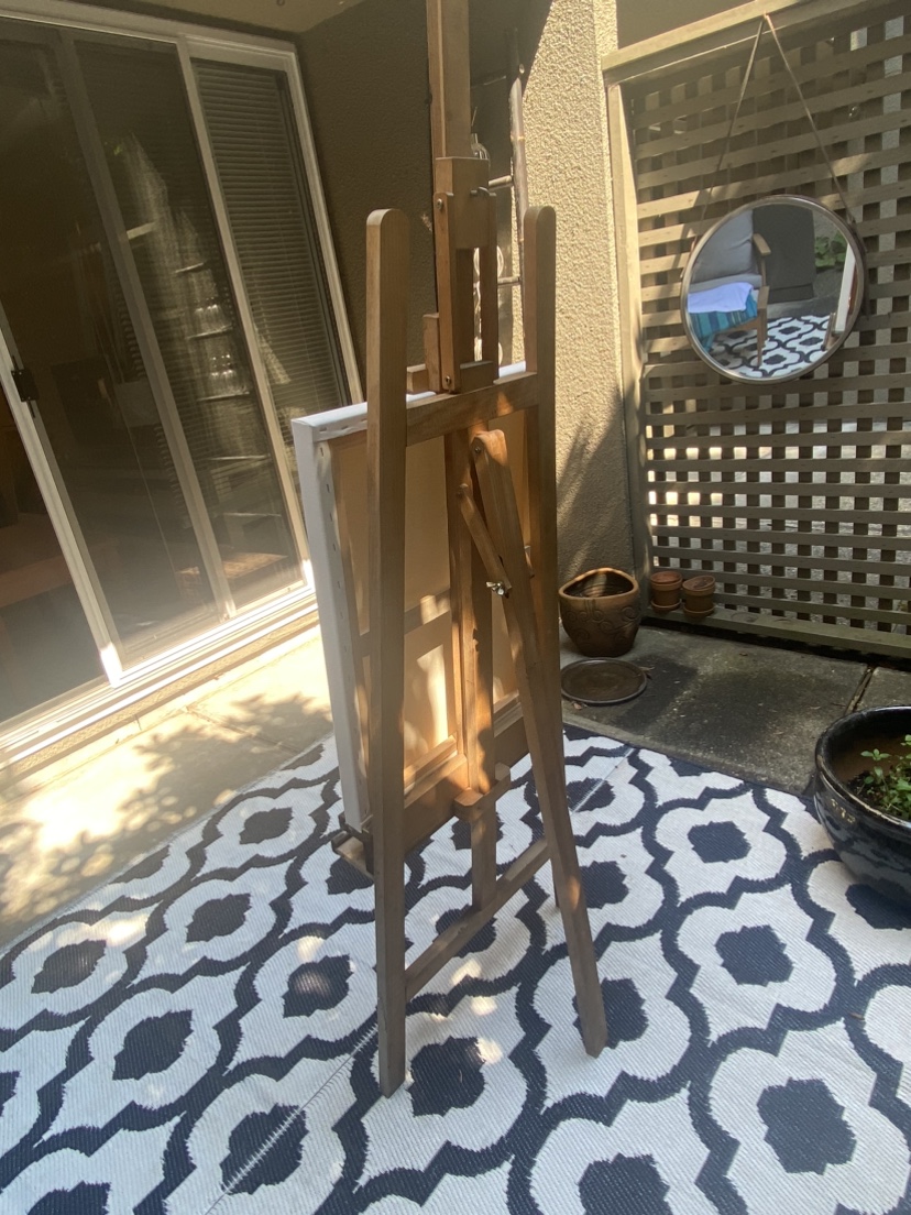 Wooden adjustable painting easel. Great for art students image indicator(4)