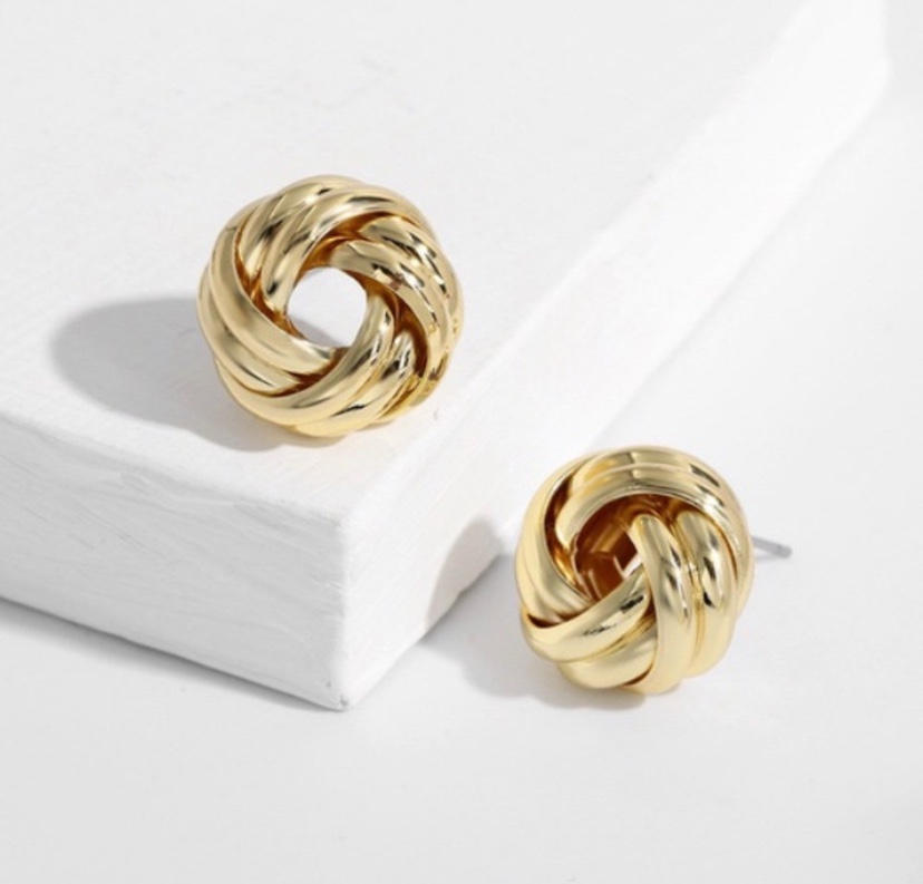 Gold Knot Earrings thumbnail