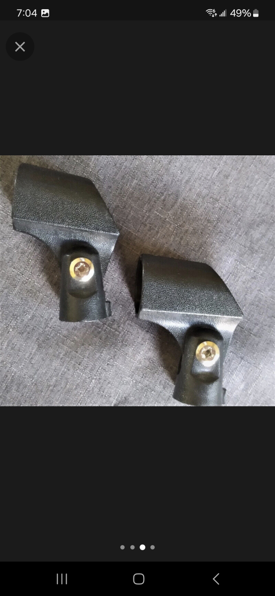 2 Microphone Holders for Handheld Microphones /European versions image indicator(3)