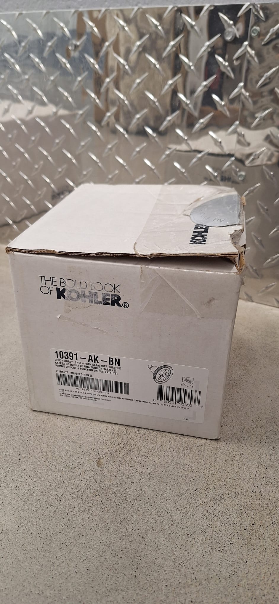 Devonshire®️ 2.5 GPM Full Rain Shower Head image indicator(6)