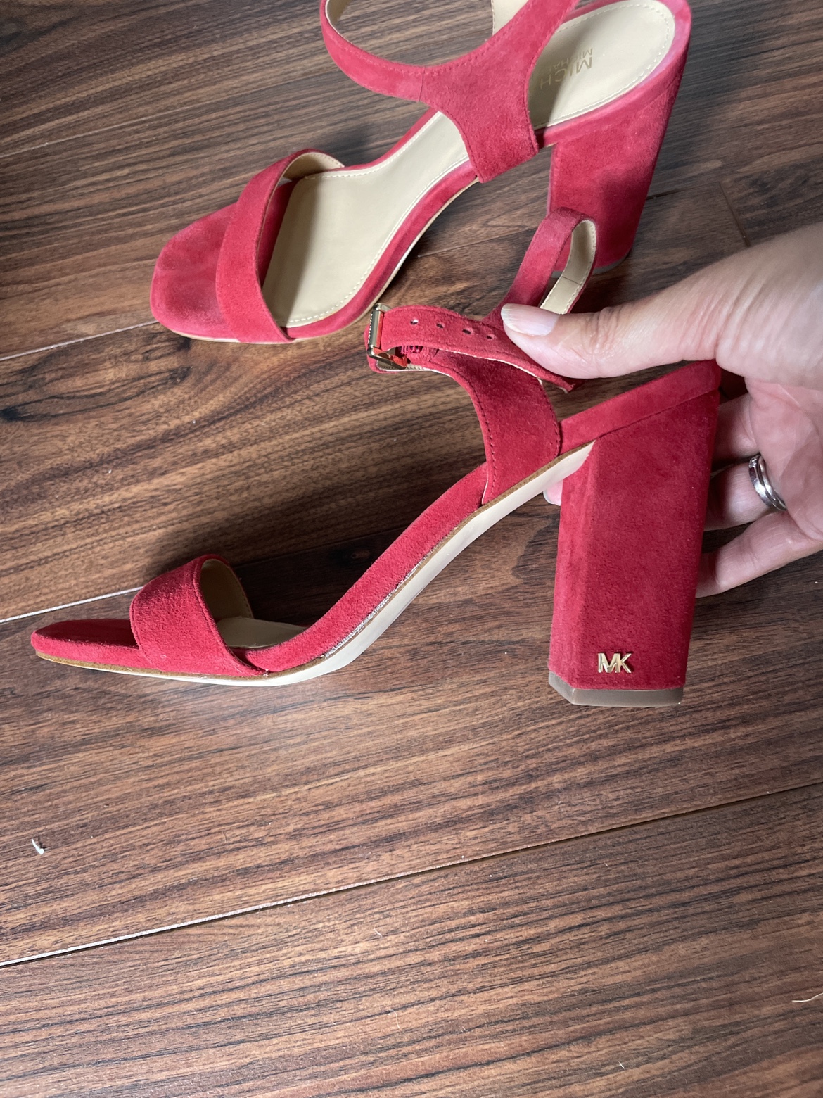 Michael Kors red sandals image indicator(2)