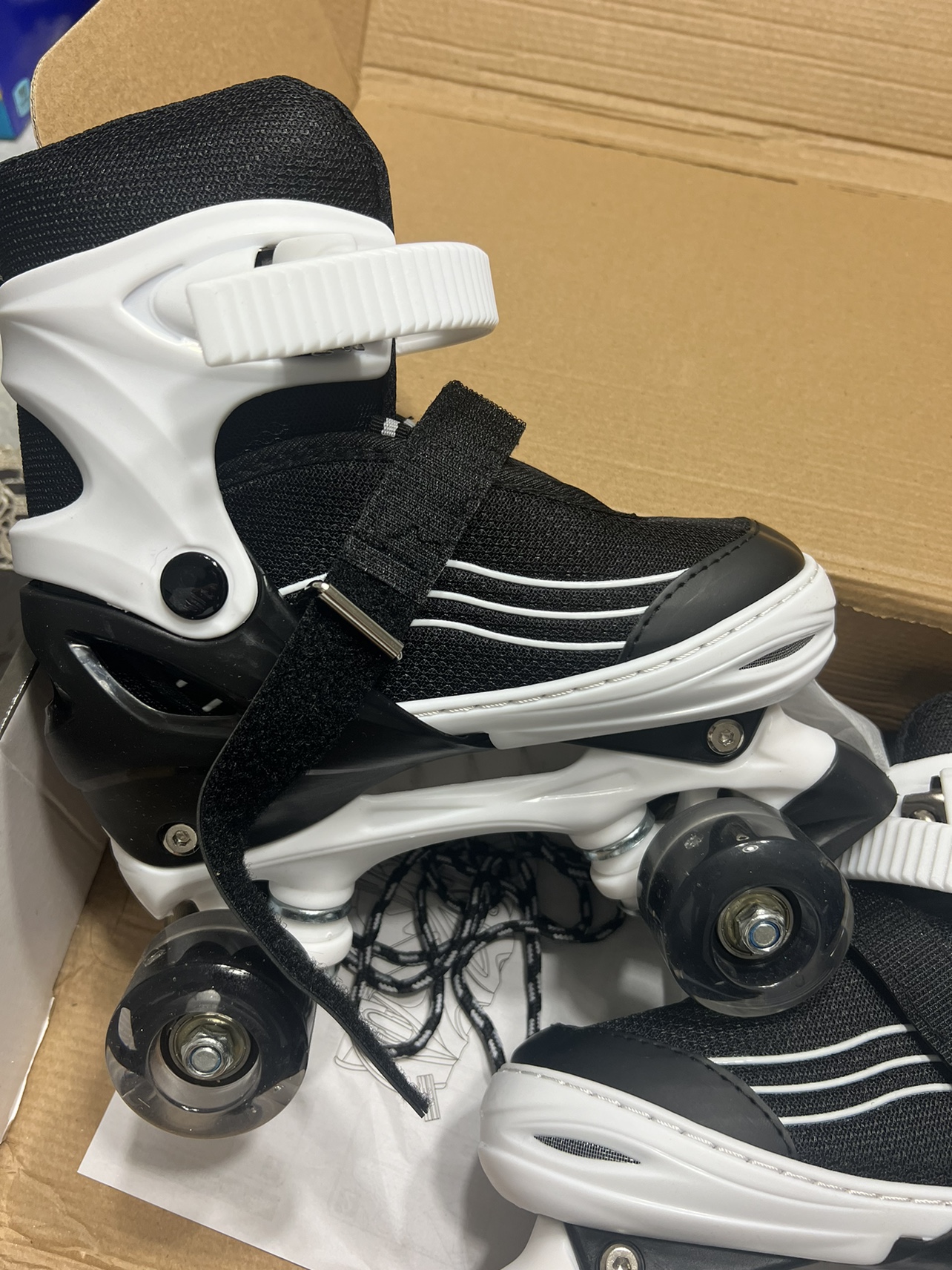 Kids Roller Skates 1-4 y/o - photo 3