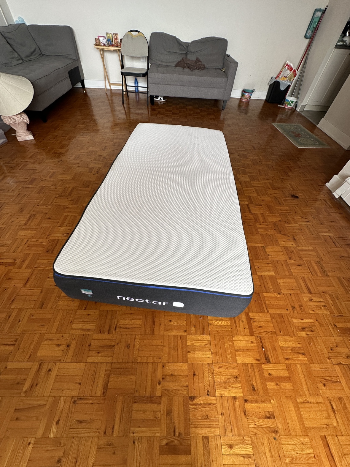Twin Size Mattress Available for Sale - photo 4