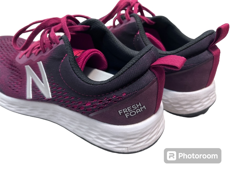 New Balance  Fresh Foam Runners image indicator(2)
