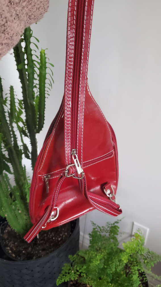 Vera Pelle Style Red Leather Backpack image indicator(3)