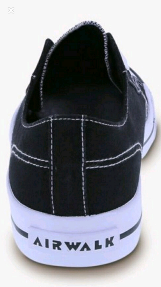 Brand New Air Walk UNISEX Canvas  Shoes  $59 Black size is 10). image indicator(3)