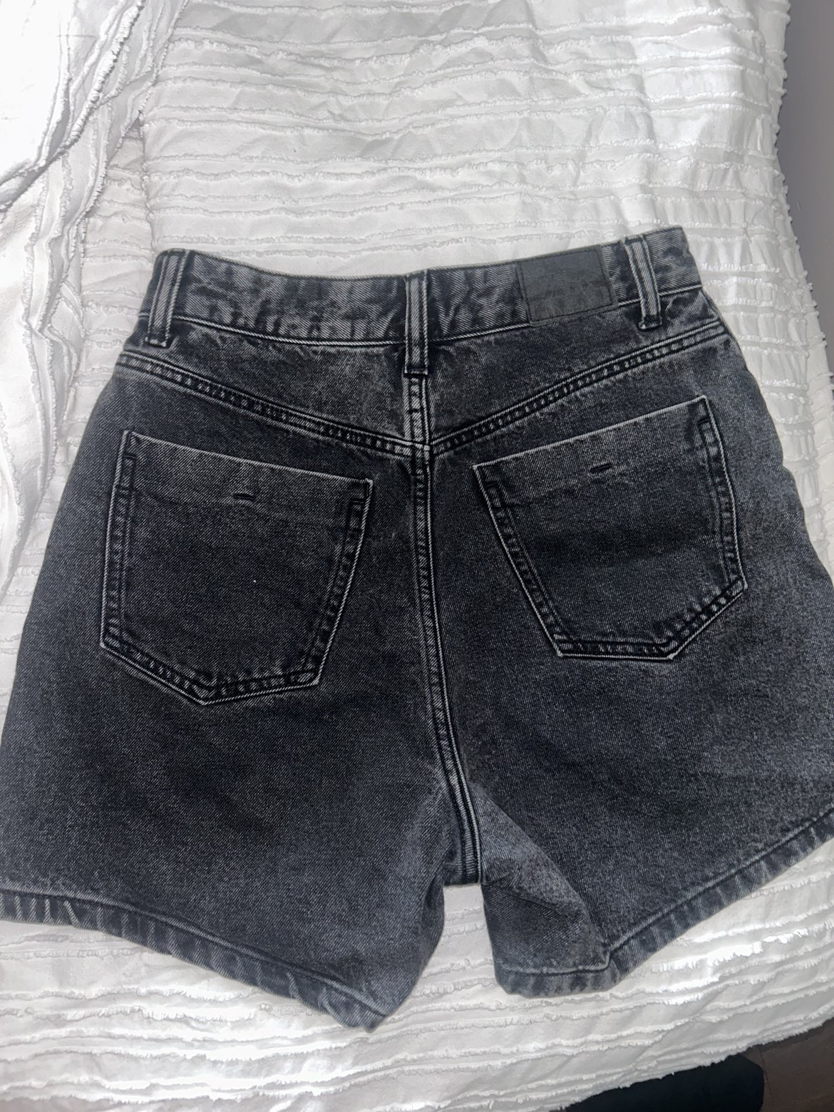 Zara Jean Shorts size 6 - photo 3