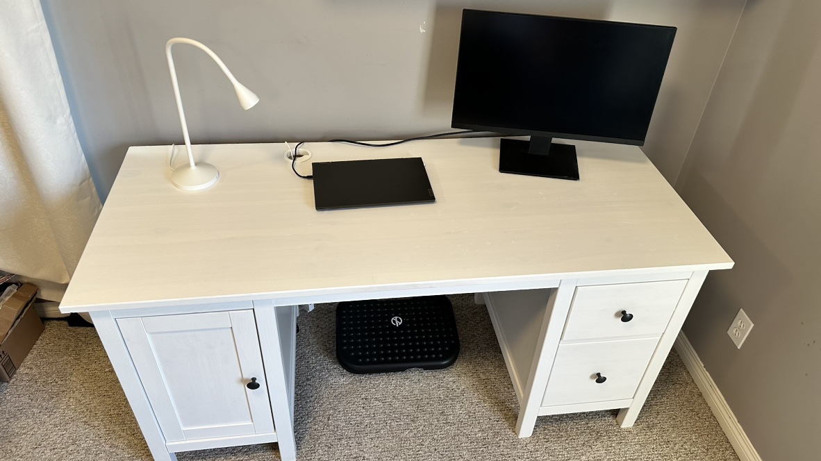 White Desk - photo 2