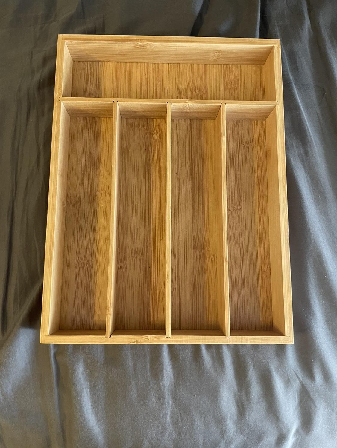 Cutlery tray