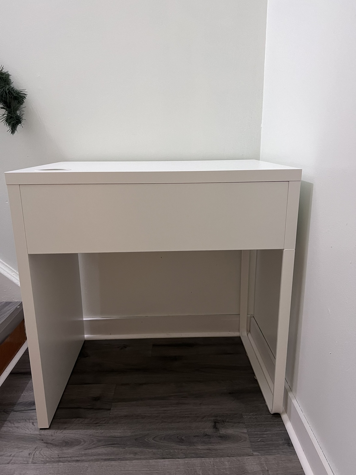 IKEA Computer Table - photo 3