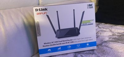 D-Link AC1200 Dual Band Router thumbnail