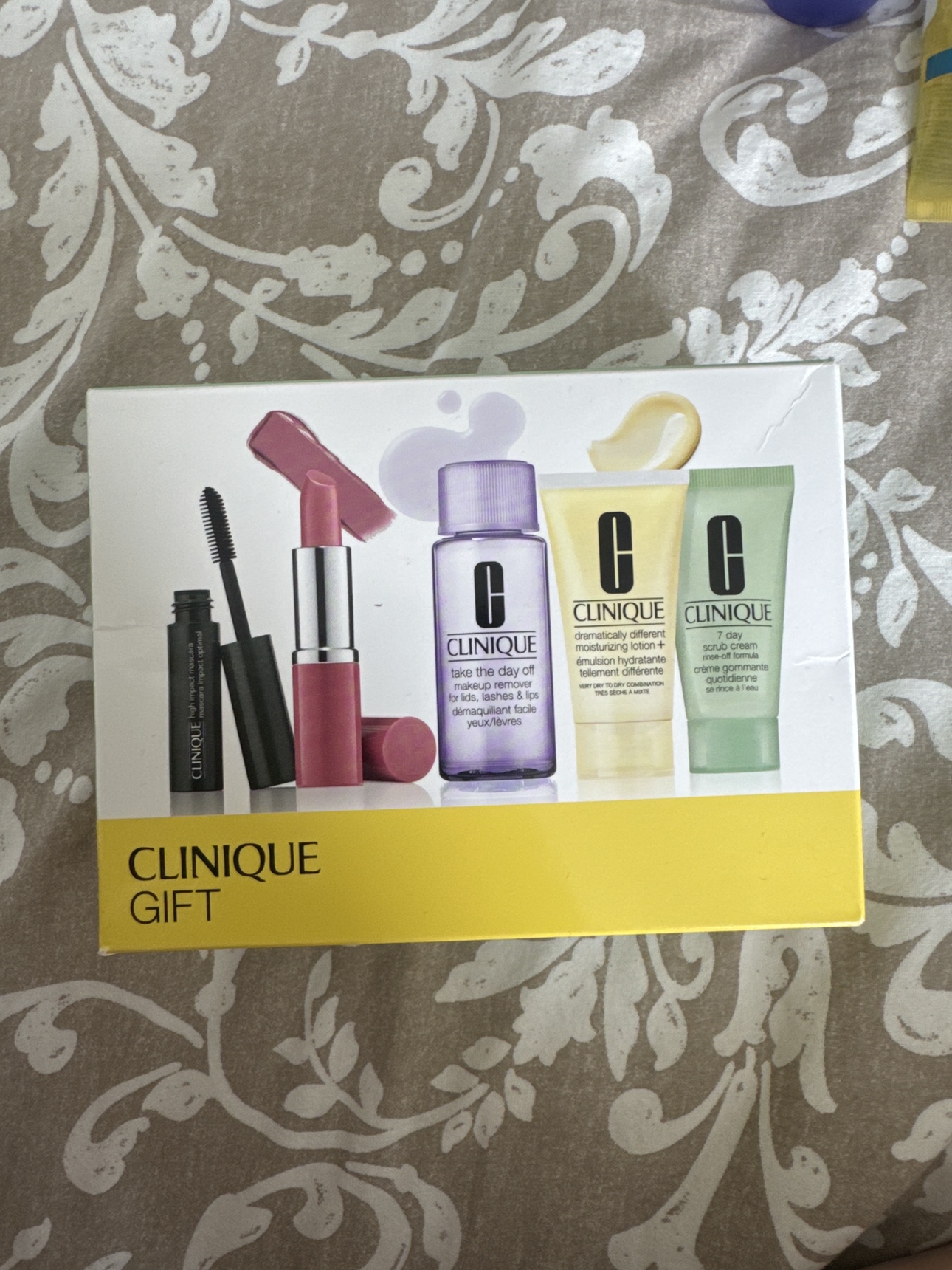 Clinique gift pack
