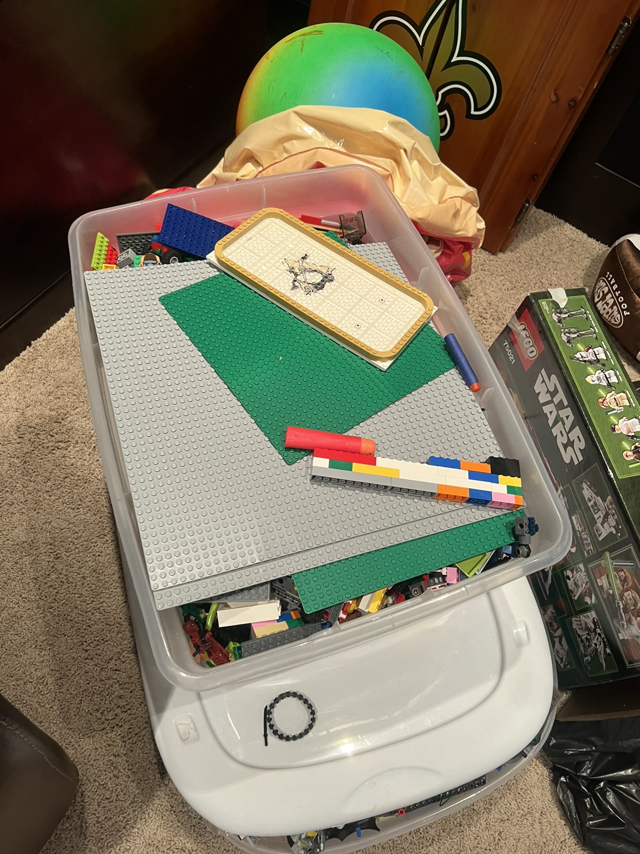 Large bin of LEGO bricks - photo 4