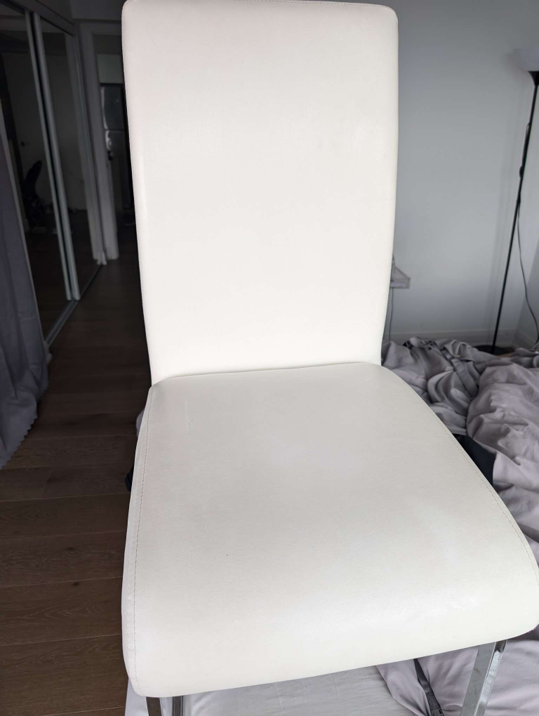 6 Dining Chairs (Structube) image indicator(2)