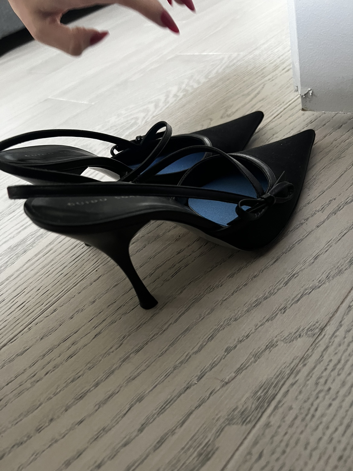 Elegant  Heels image indicator(5)