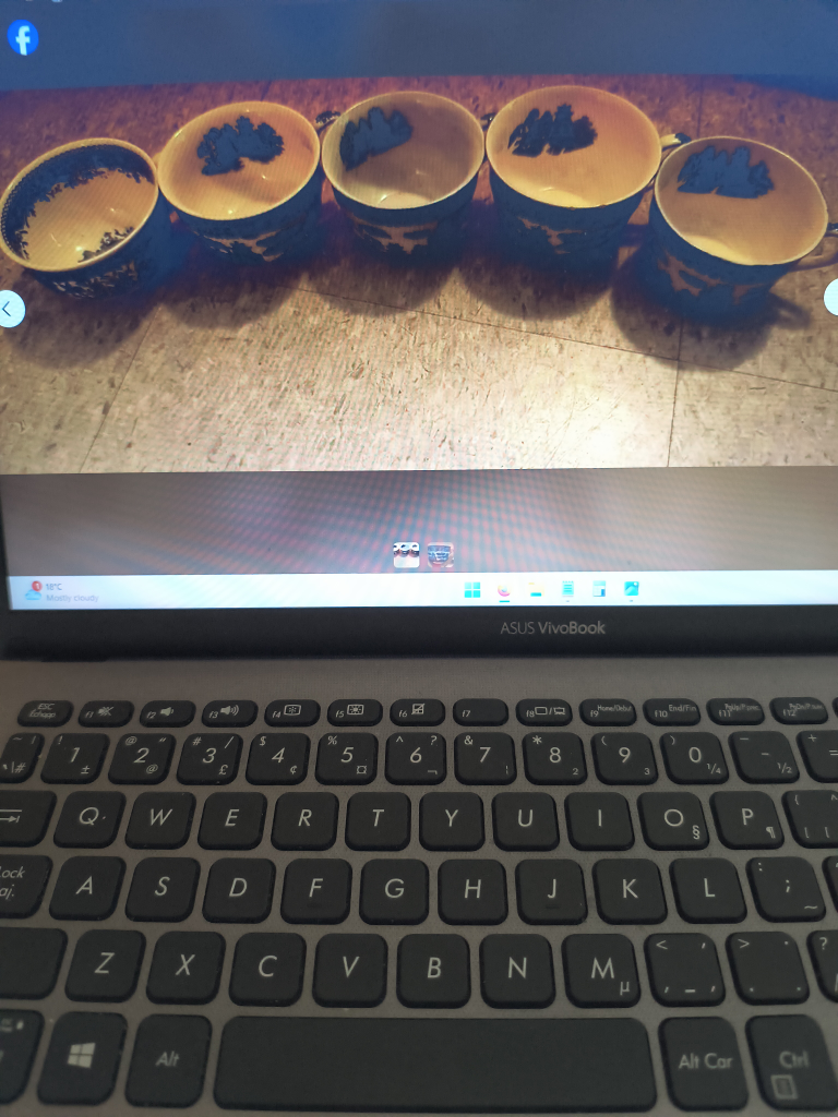 Set of 4 Blue Willow Teacups thumbnail