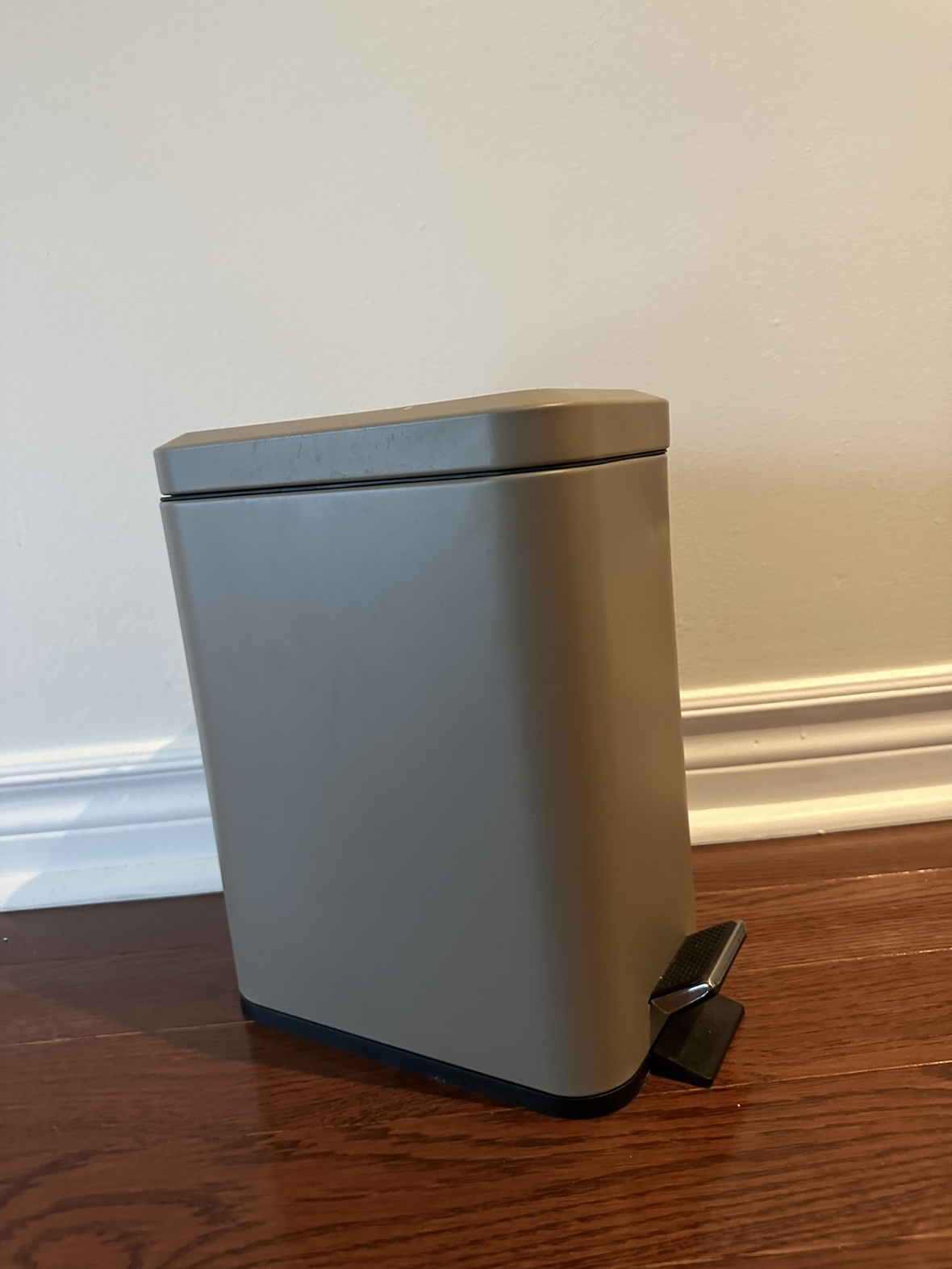 Beige Step Trash Can