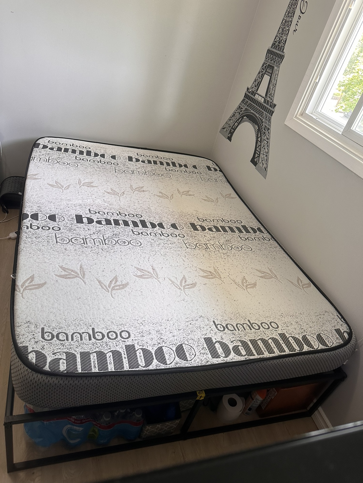 Mattress and Bed Frame: Double