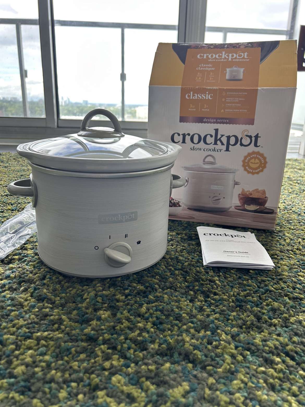Brand new Crockpot 2.8 L Slow Cooker