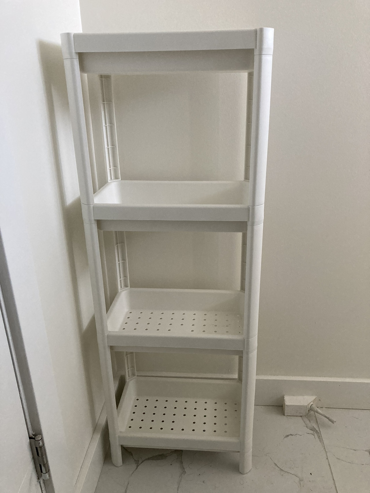 White Plastic 4 Tier Shelving Unit - photo 4