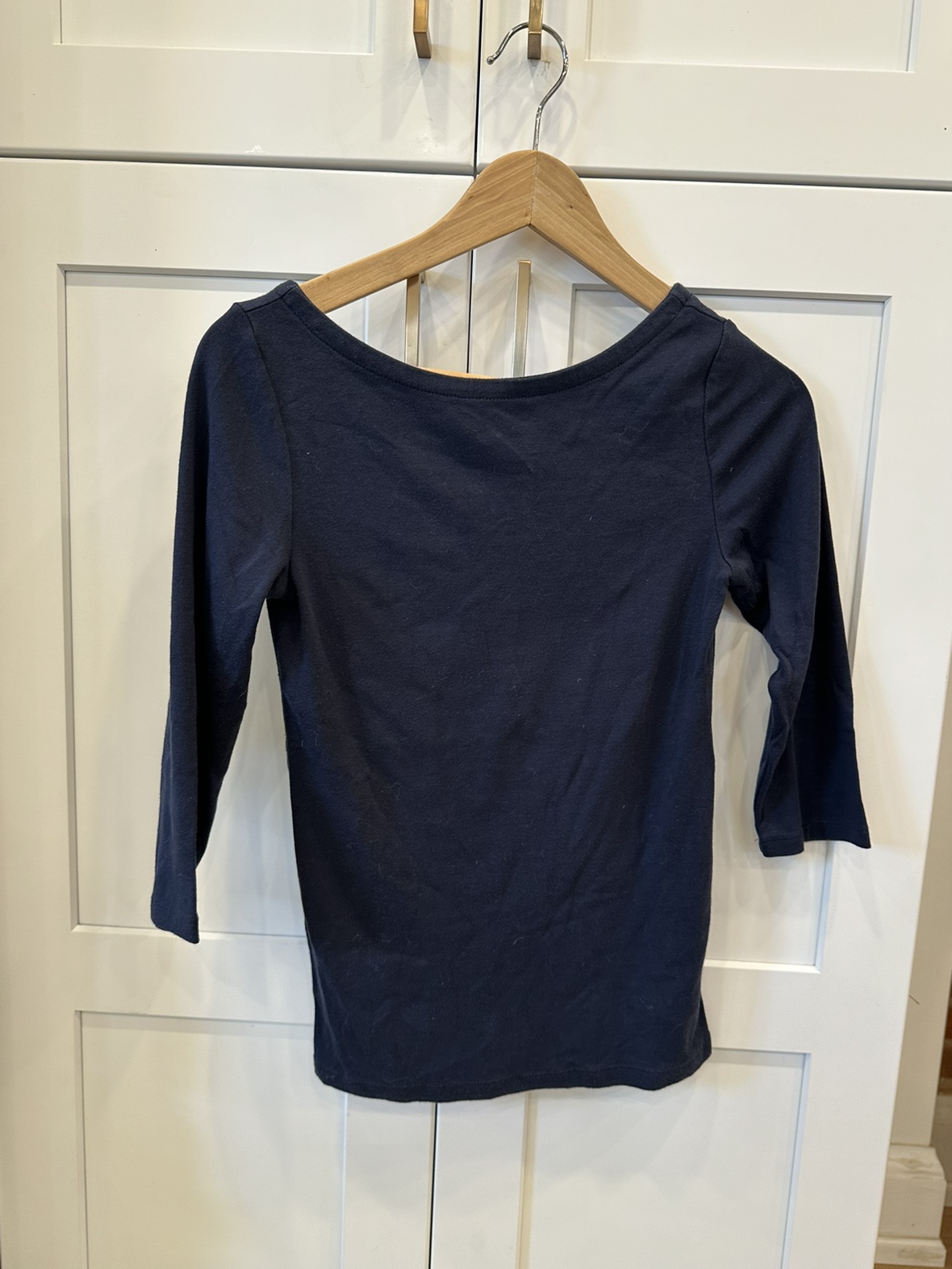 Set of two Gap Boatneck 3/4 Sleeve Tops - black and navy image indicator(5)