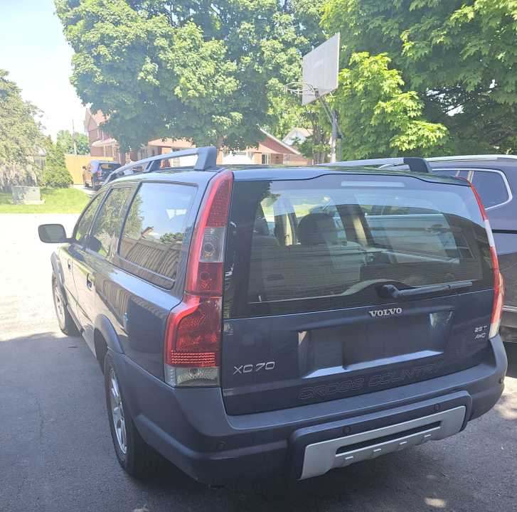2005 Volvo XC70 - photo 2