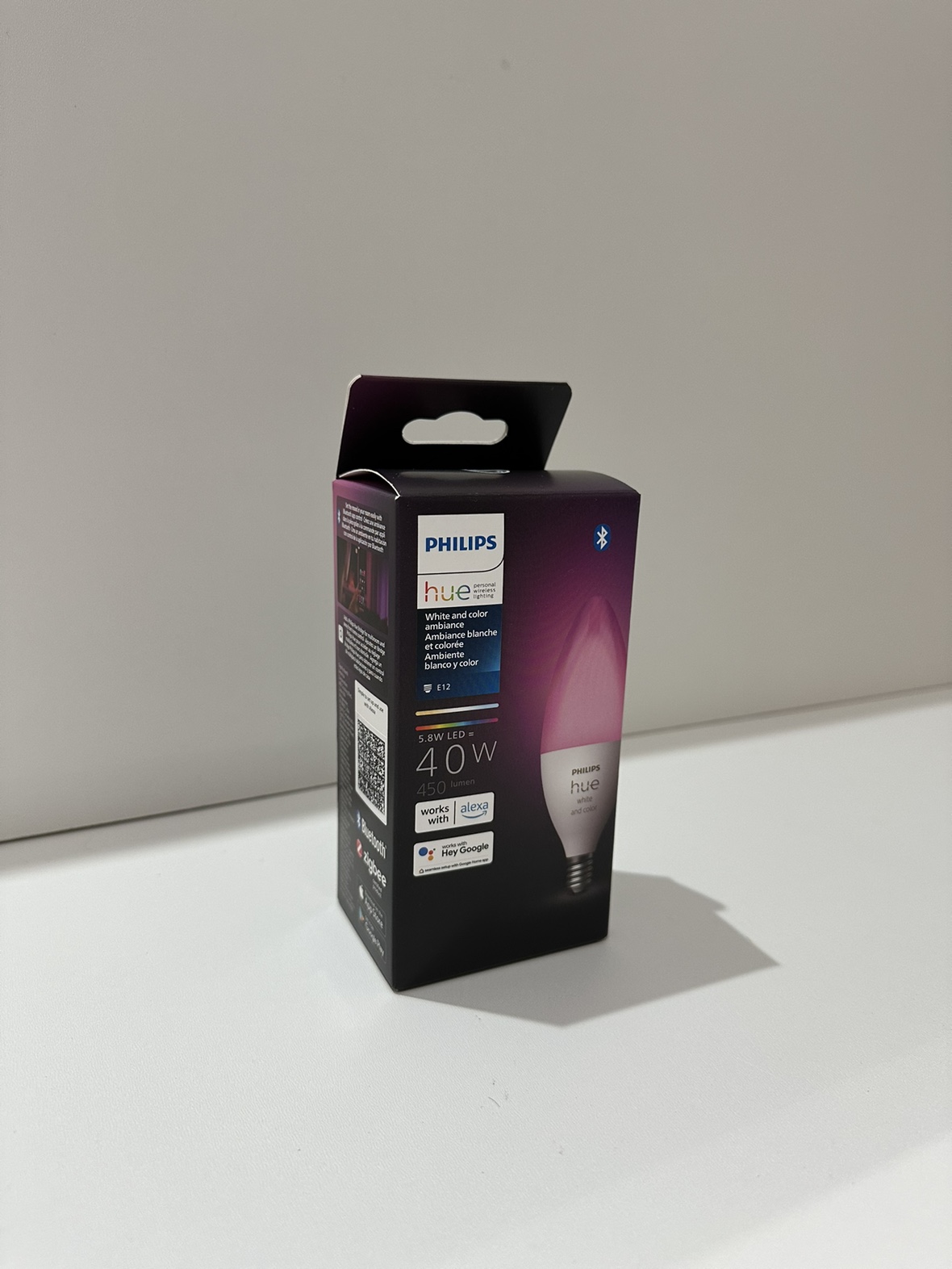Philips Hue White and Colour Ambiance Smart Bulb, sealed