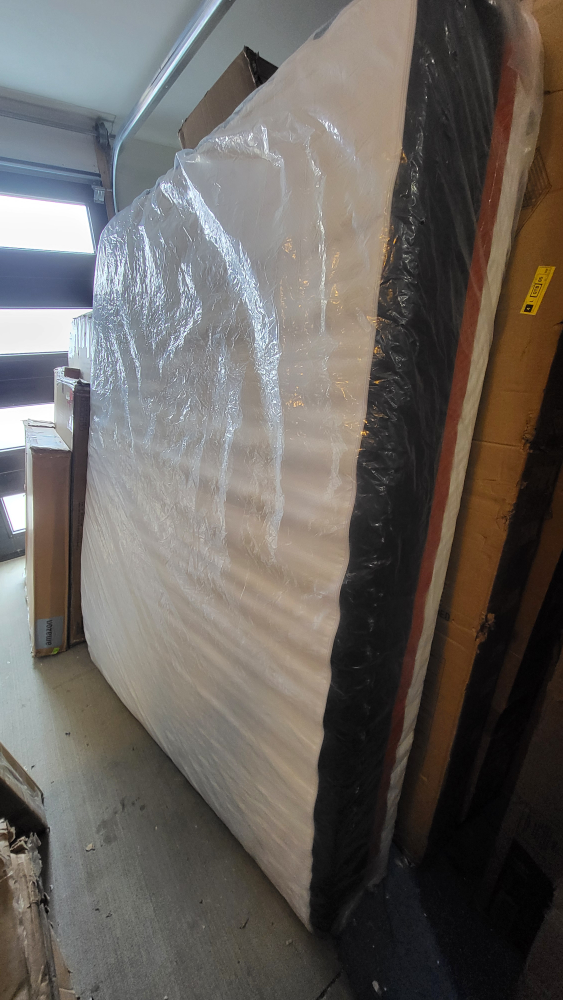 NEW BedStory 12 Inch Queen Size Pocket Spring Hybrid Mattress image indicator(7)