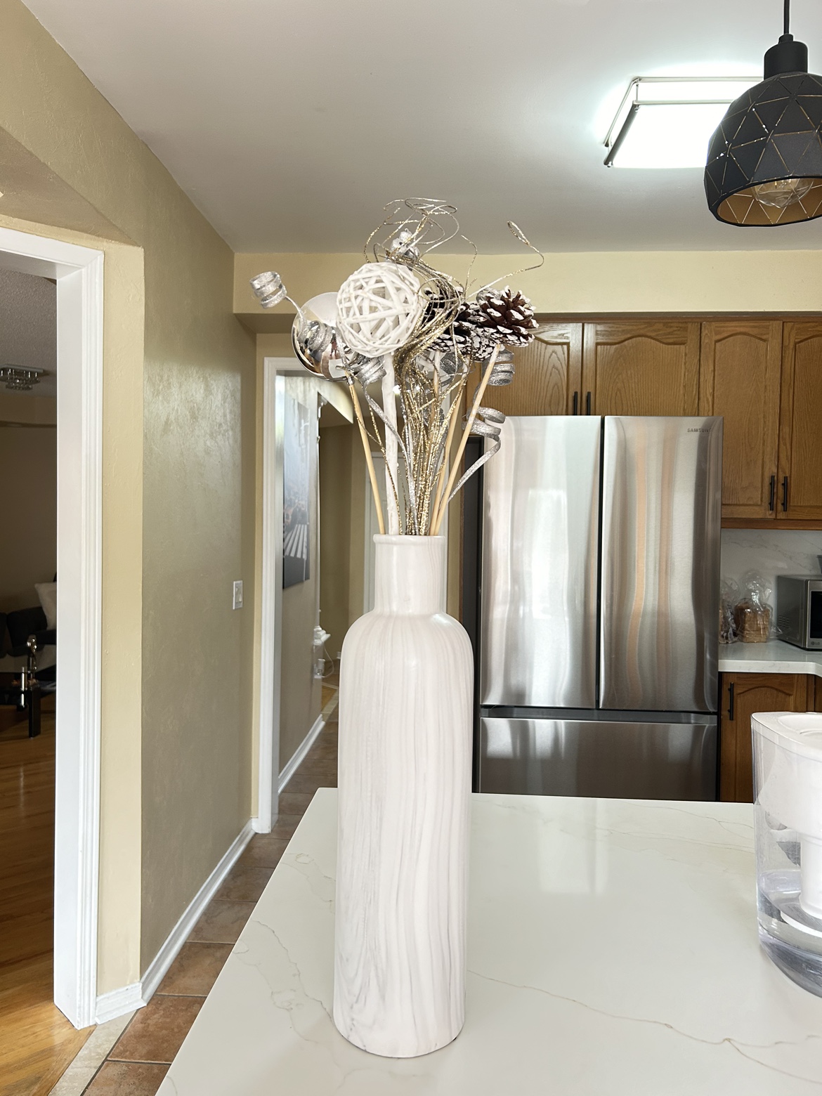 White Marble Vase with decor