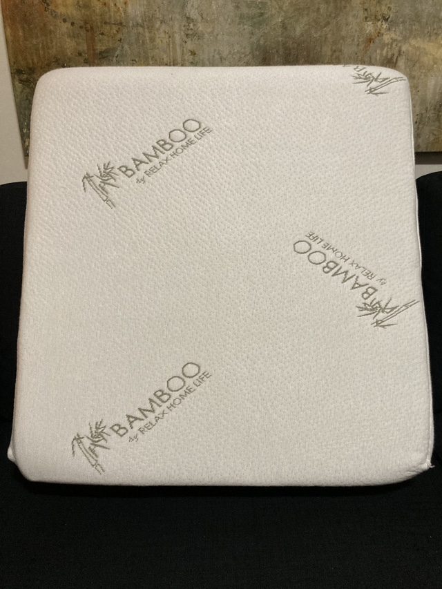 Memory Foam Wedge Pillow image indicator(2)