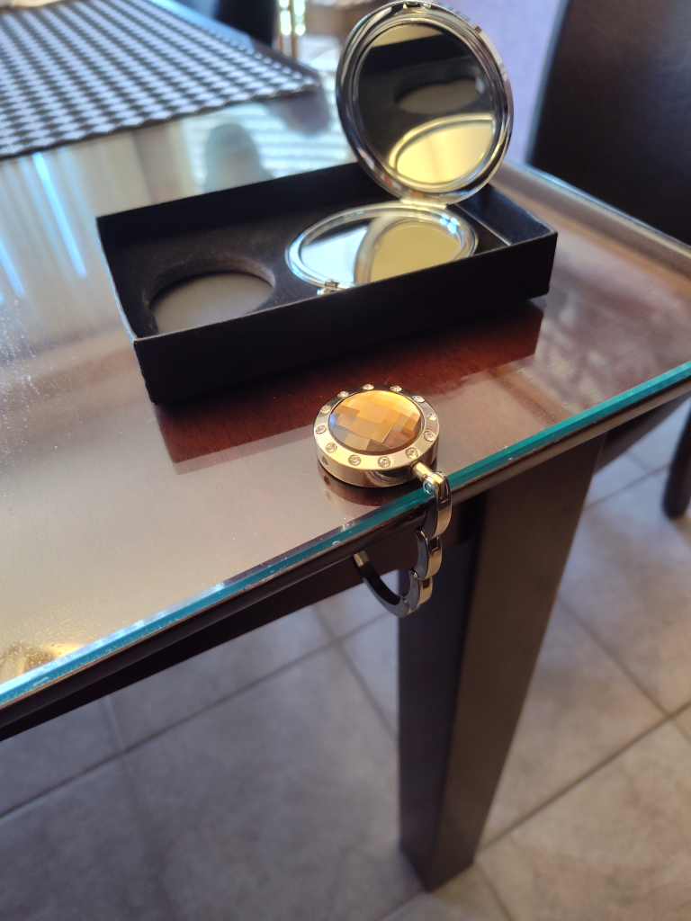 Handbag Hook with Mirror Amber jewel image indicator(2)