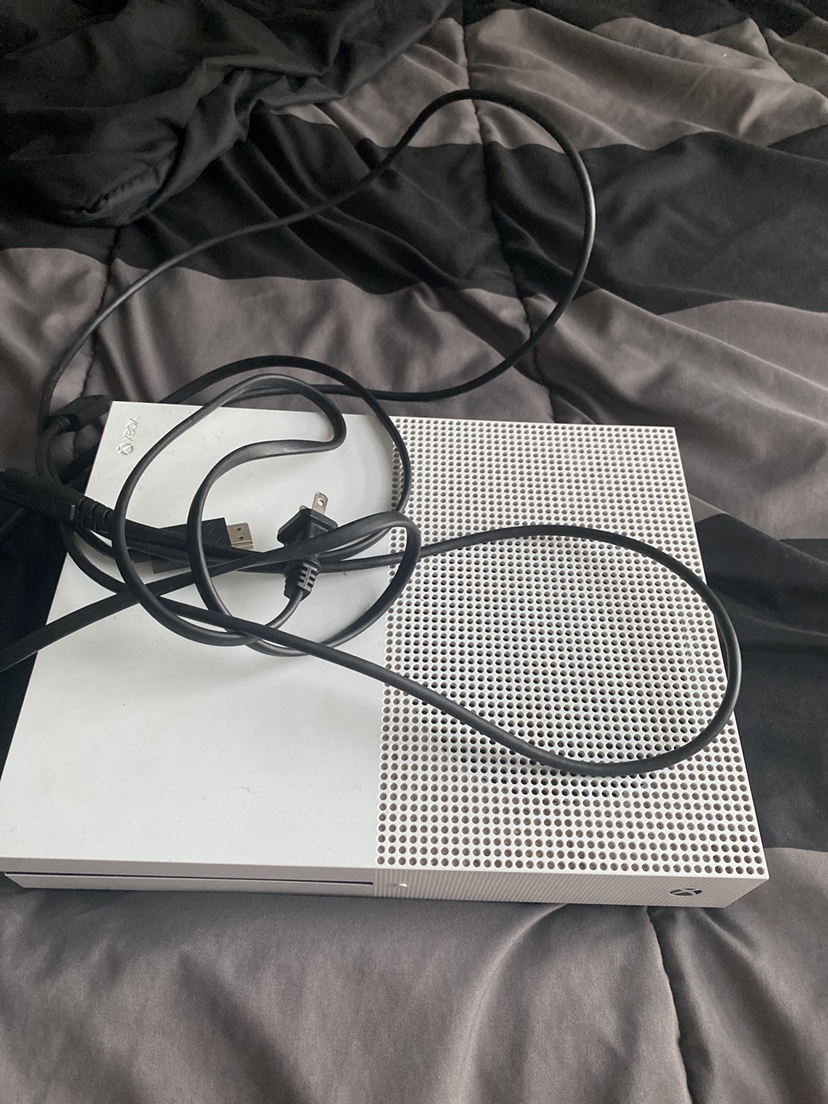 Xbox One S