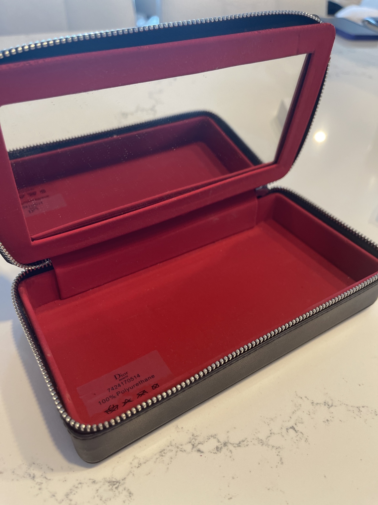 Dior Makeup Case - photo 5