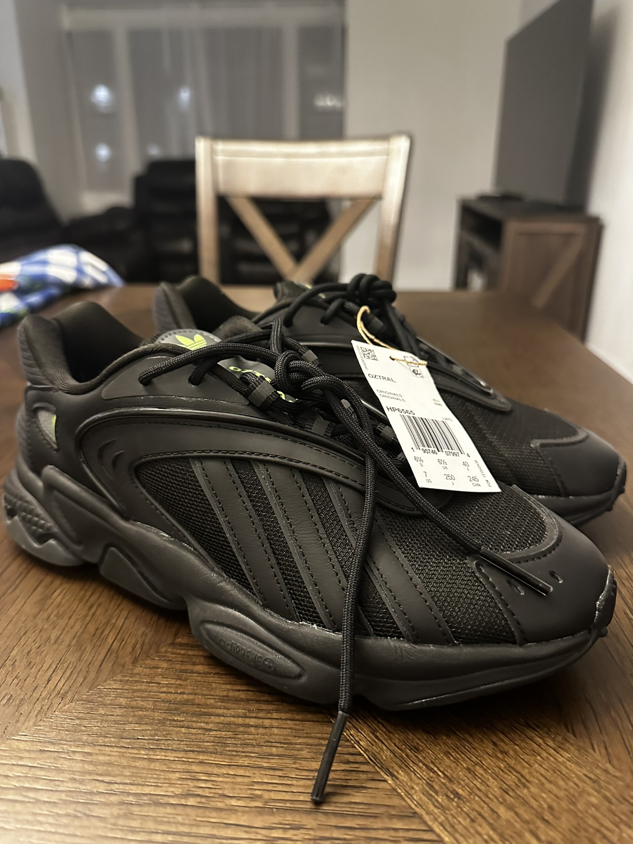 Mens adidas oztrail black solar green image indicator(4)