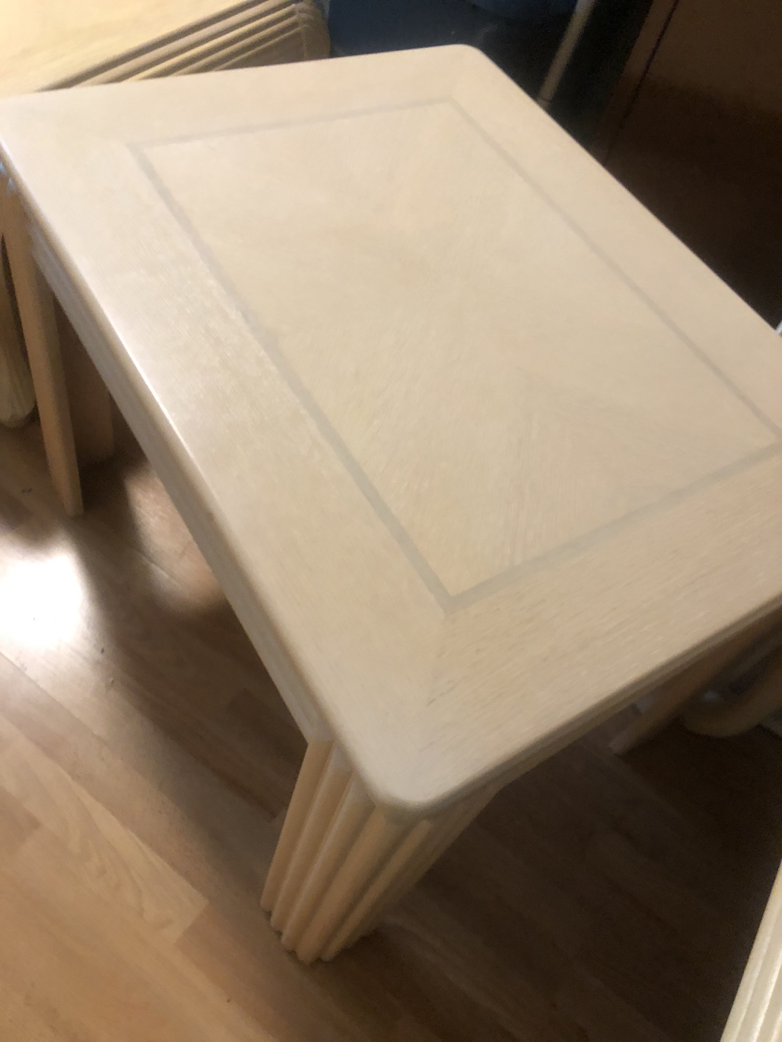 Coffee Table and 2 end tables - photo 2