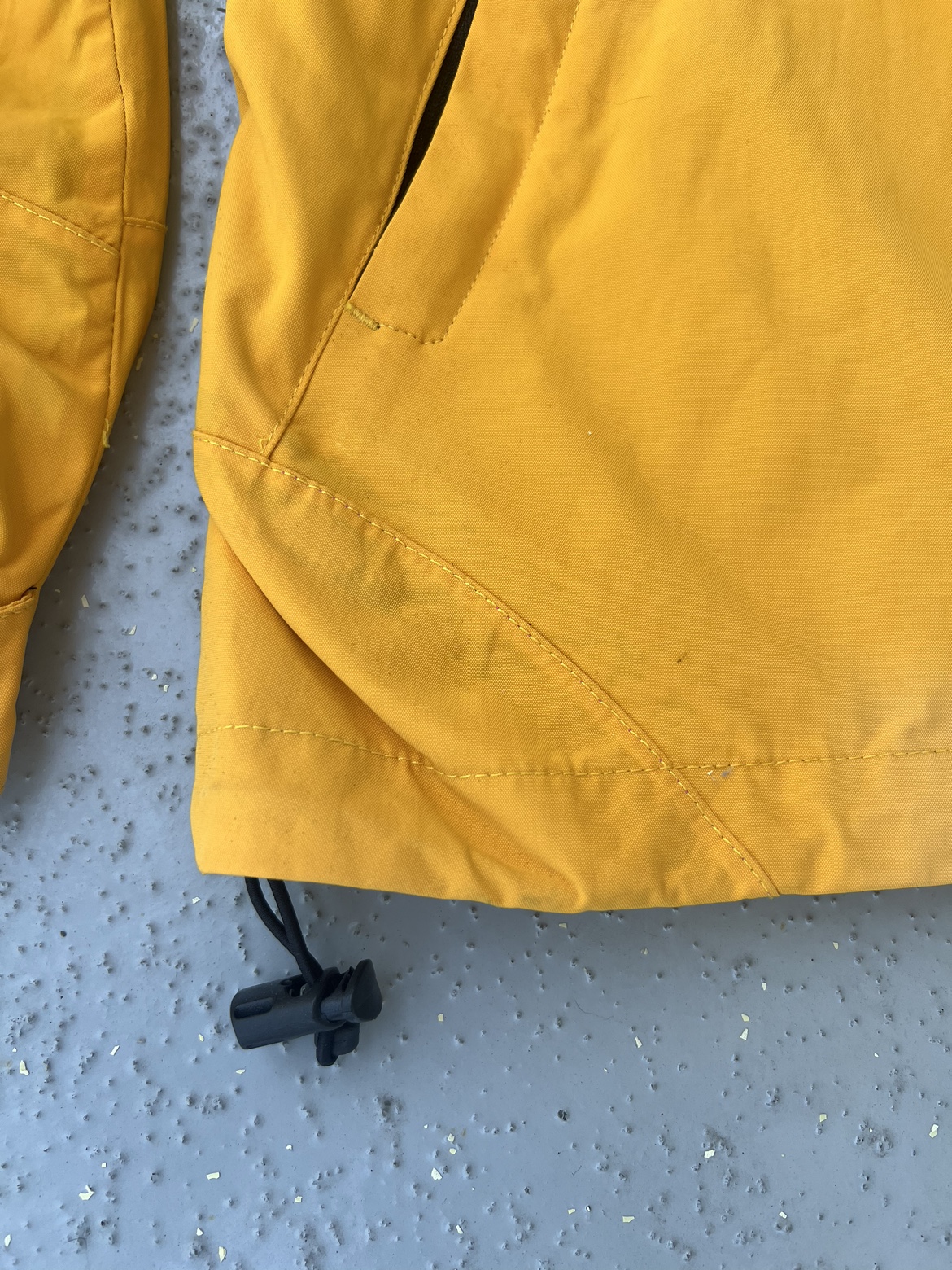 The North Face Yellow Jacket for parts image indicator(3)