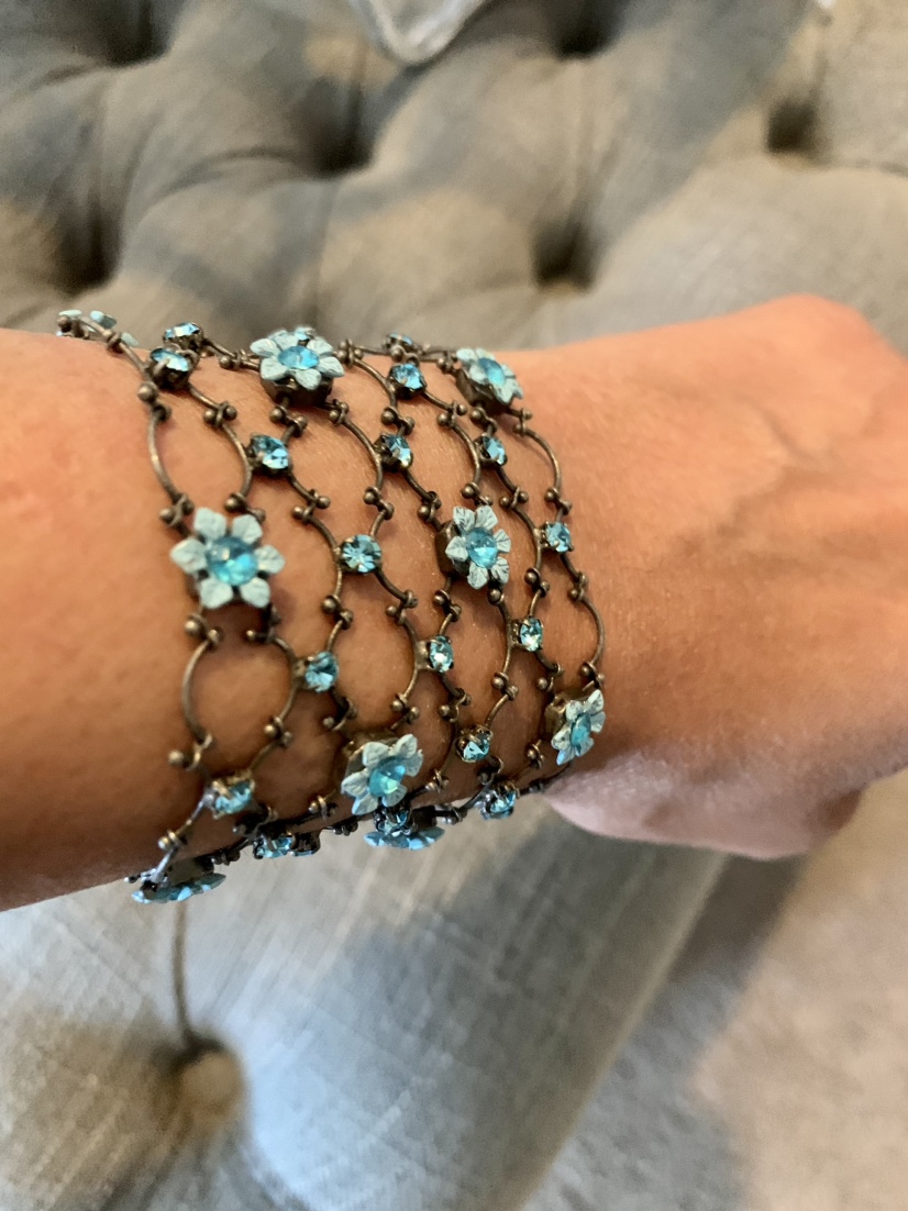 Rhinestone Bracelet with Blue Flowers - photo 2