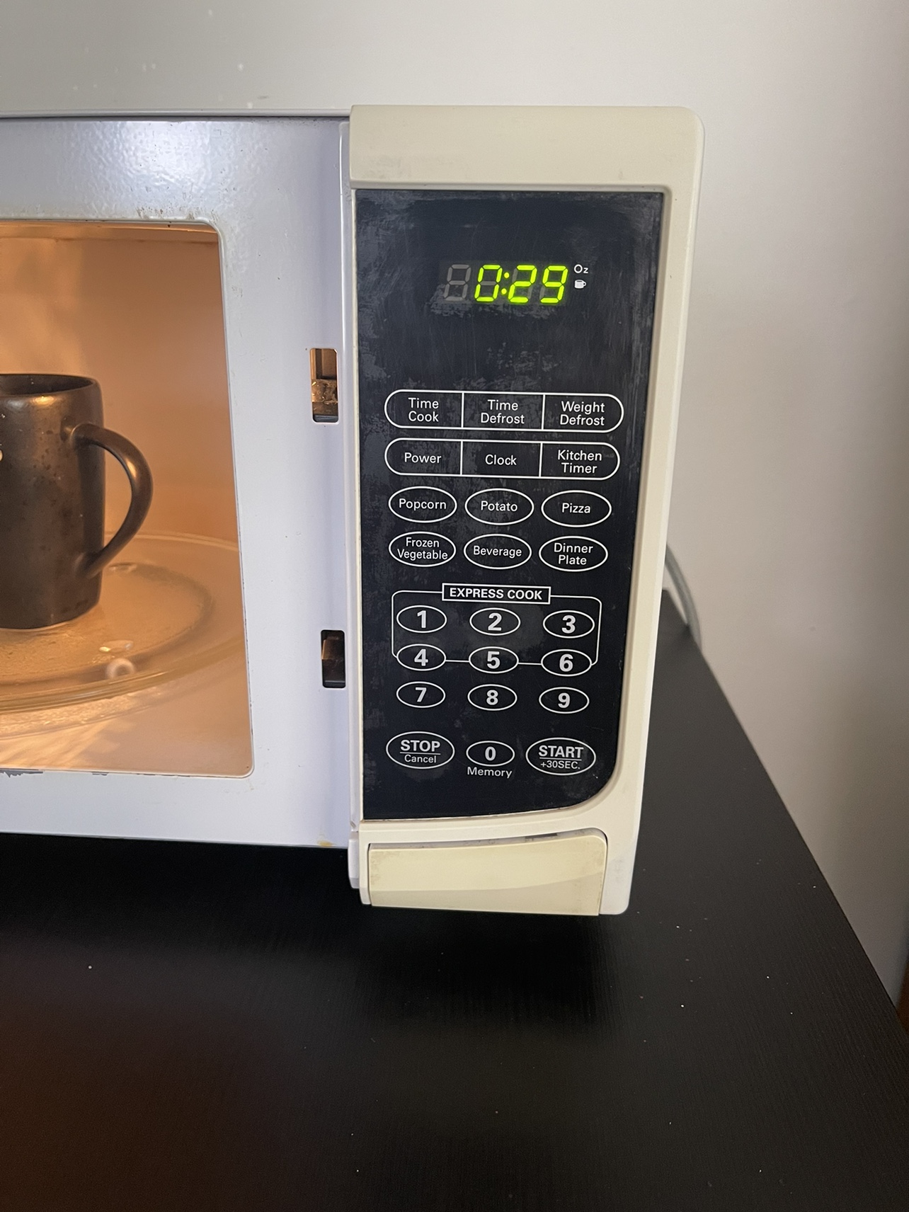 Danby Microwave - photo 2