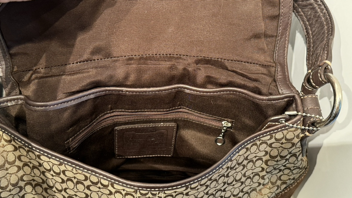 Coach Signature Brown Handbag (Authentic) image indicator(2)