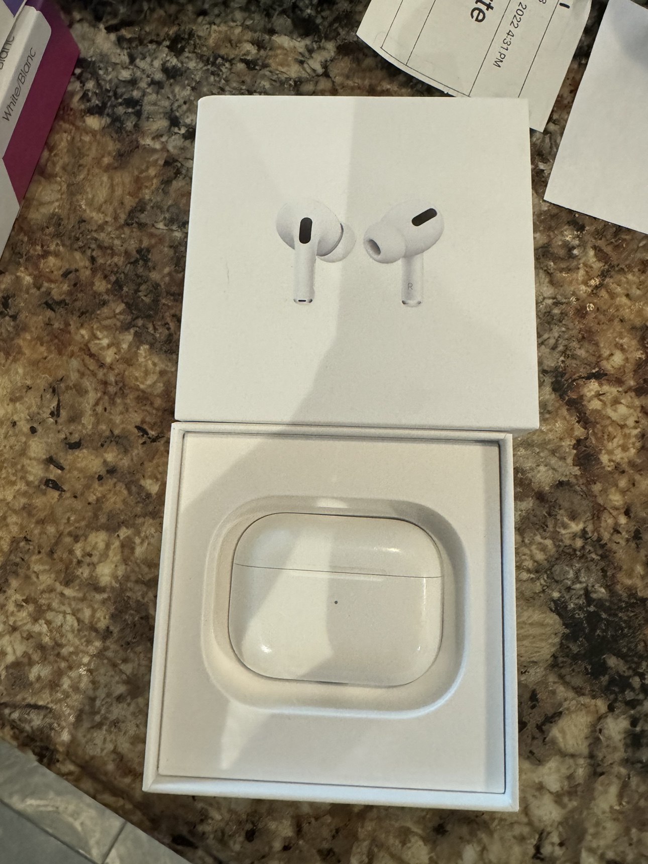 Apple AirPods Pro with Wireless Charging Case - photo 3