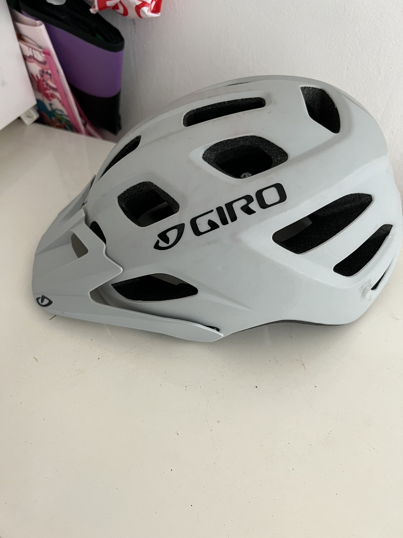 Giro mountain Bike Helmet thumbnail