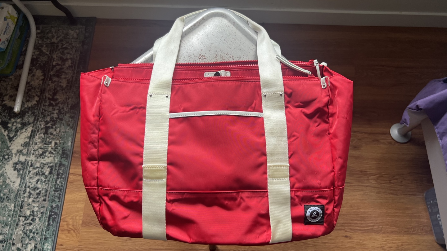 b Sport by Agnis b Red Tote Bag image indicator(2)