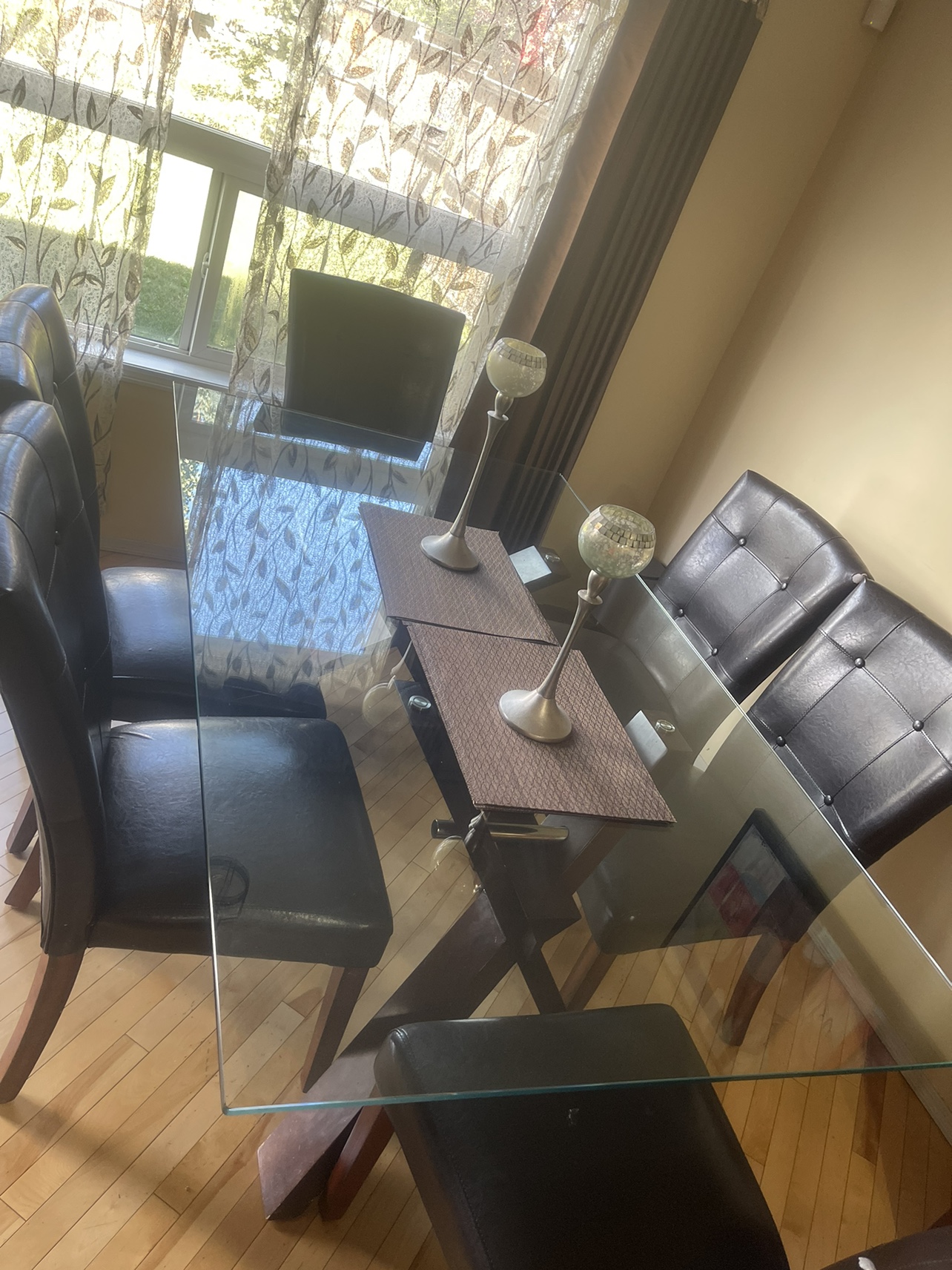 Glass dining table and 6 chairs - photo 2