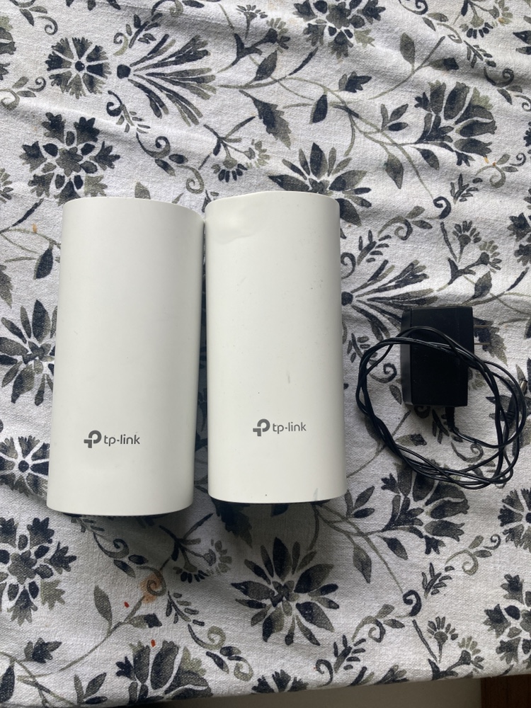 WiFi Router - TP Links Deco M4R Version 2.0