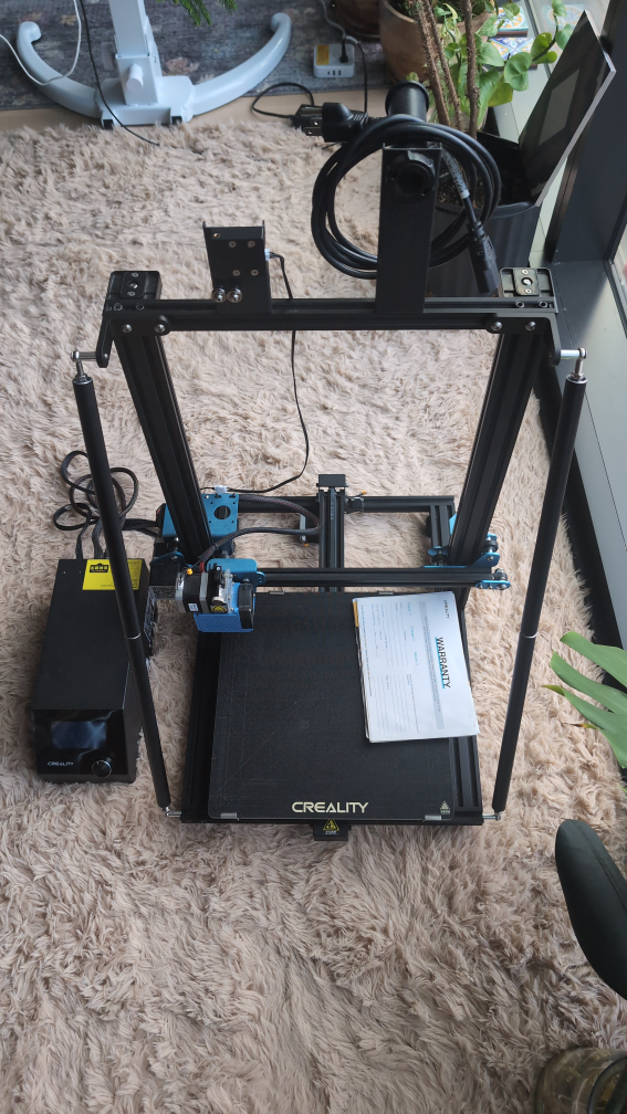 Creality Ender 3 3D Printer - Almost New - Free Bonus Fillament
