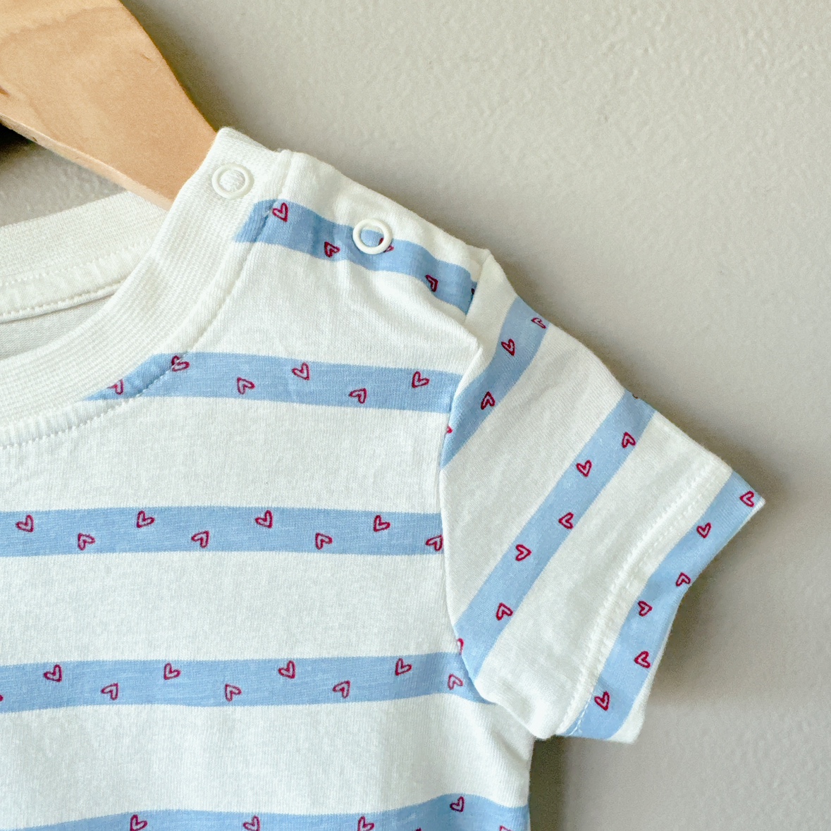 Striped and Heart Print Baby T-Shirt New with tags! image indicator(3)