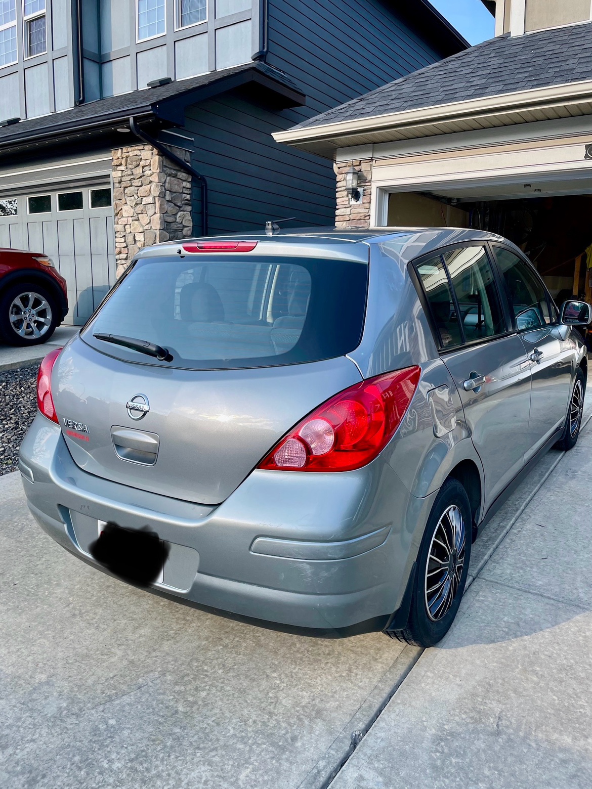 2011 Nissan versa - photo 5