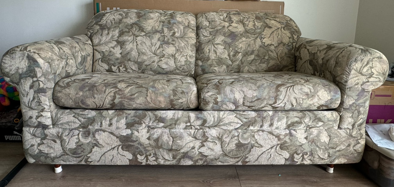 Sofa with sofa cover - photo 4