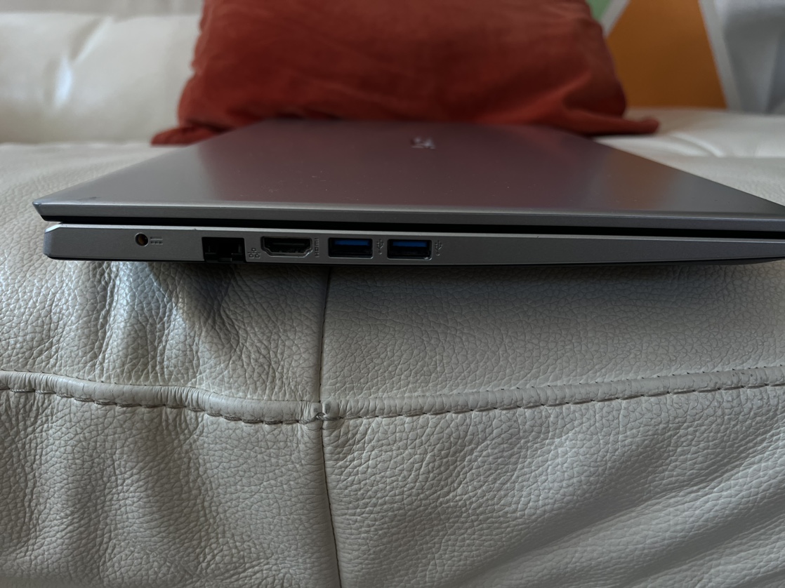 i5 Acer Aspire 3 laptop - photo 3